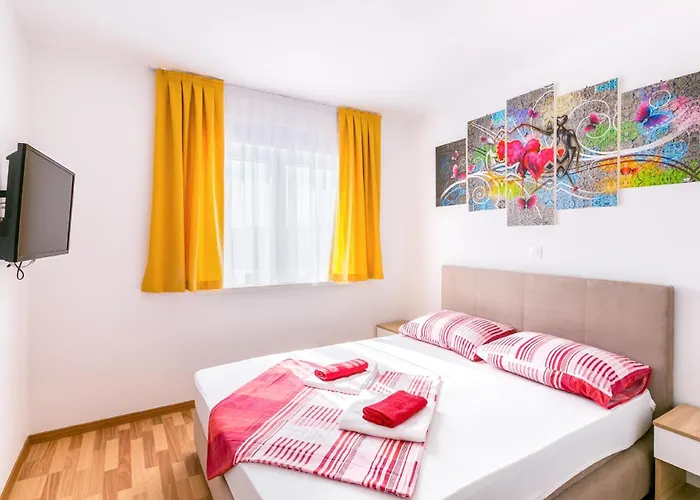 Dragan K2 - A1 First Floor - Mpolo Apartment