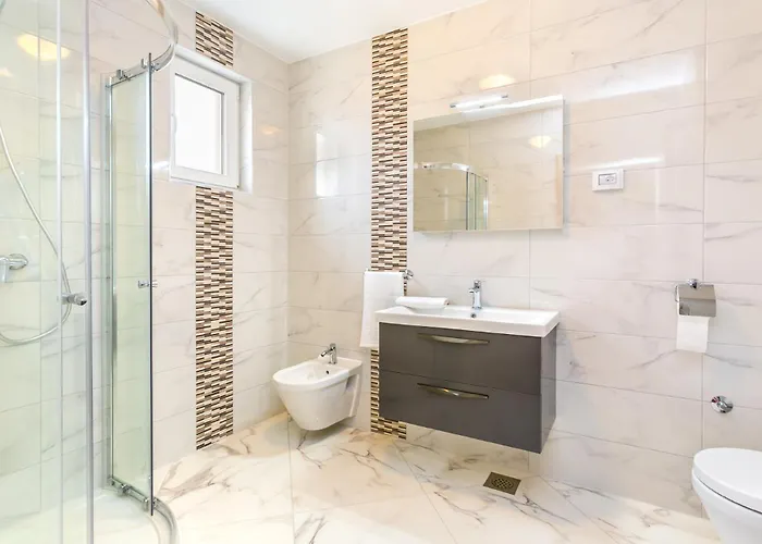 Dragan K2 - A1 First Floor - Mpolo * Medulin