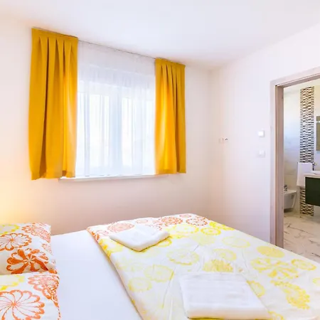 Apartment Dragan K2 - A1 First Floor - Mpolo *